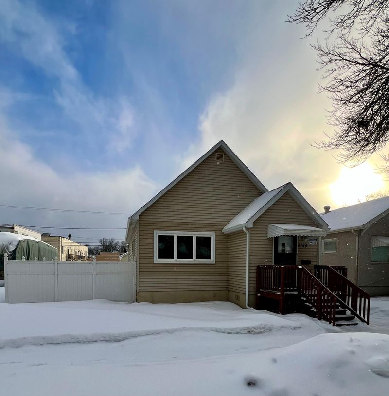 2140 2nd Ave W, Hibbing, MN 55746