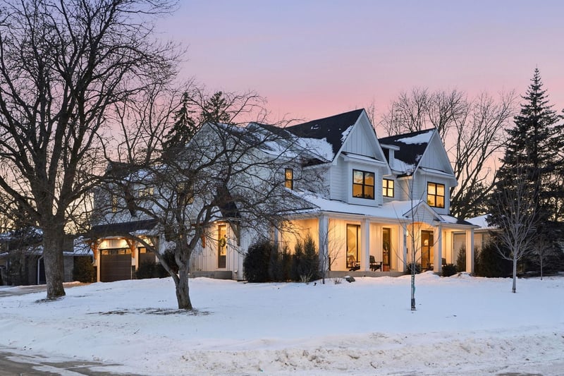 4501 Dunham Dr, Edina, MN 55435