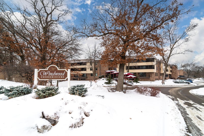 7500 Cahill Rd #115C, Edina, MN 55439