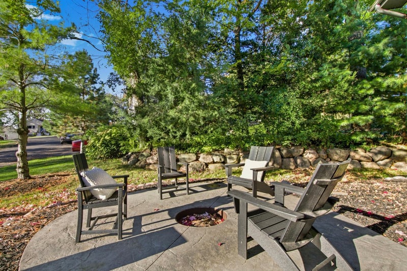4672 Walnut St, Medina, MN 55359