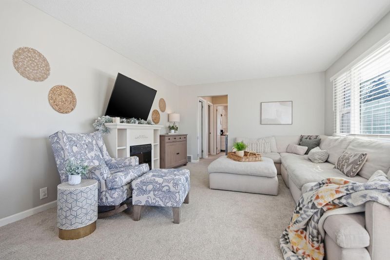 6430 Perry Ave N, Brooklyn Center, MN 55429