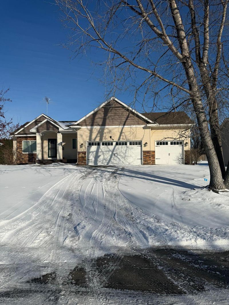 4137 Foxglove Ave N, Brooklyn Park, MN 55443