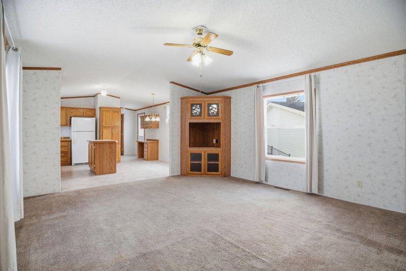 2004 Flamingo Dr NE, Andover, MN 55304