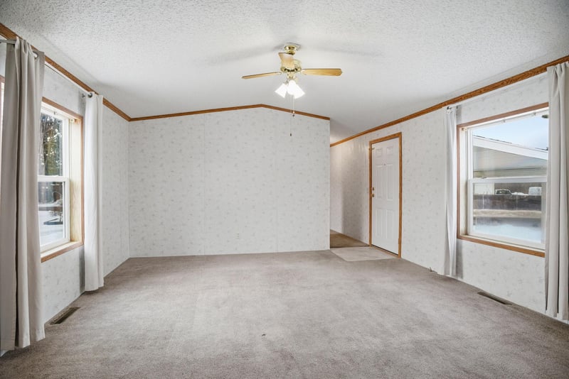 2004 Flamingo Dr NE, Andover, MN 55304