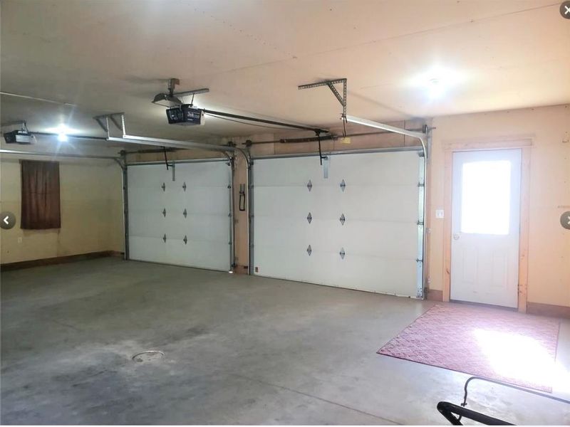 202 E 1st St, Morris, MN 56267