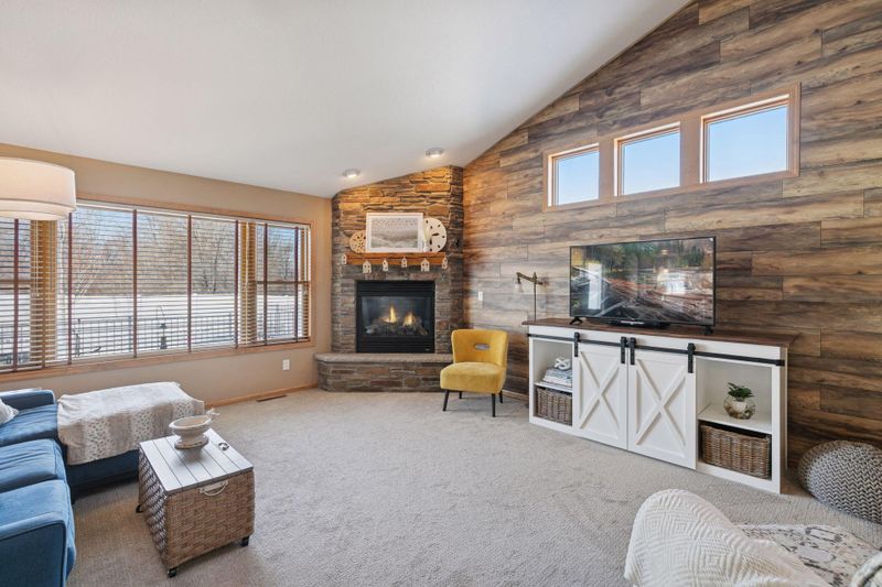 1406 Oconnell Dr, Hastings, MN 55033