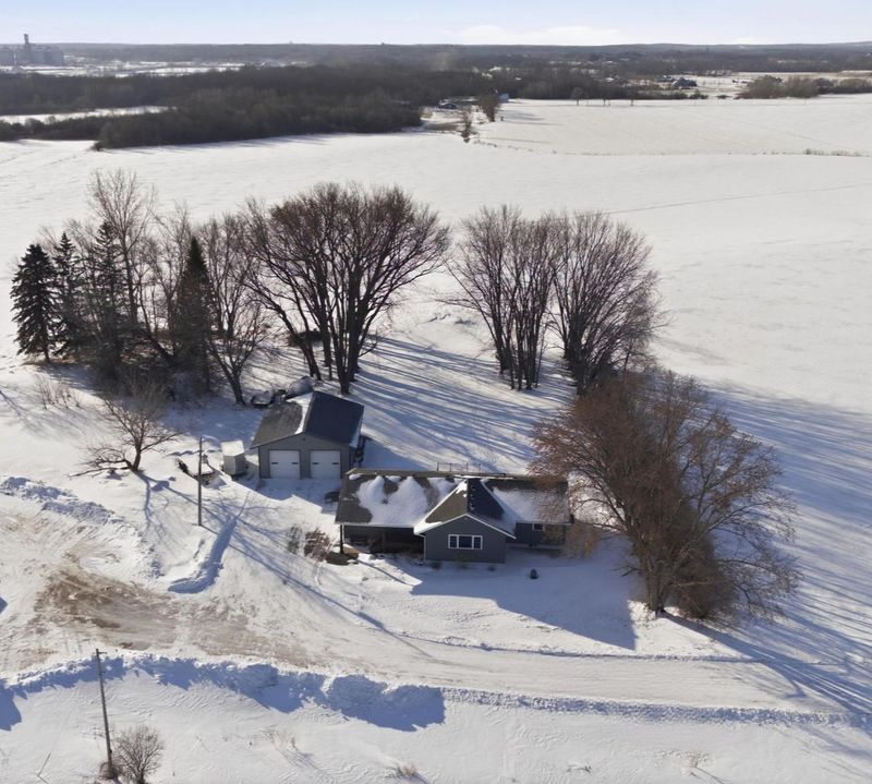29503 91st Ave, Saint Joseph, MN 56374