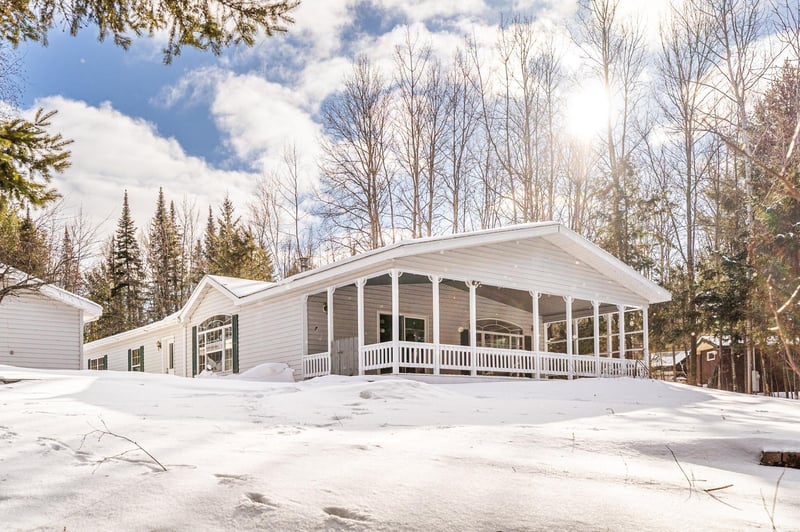 8677 S Strand Lake Rd, Cotton, MN 55724