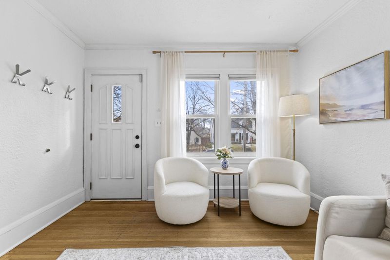 5020 14th Ave S, Minneapolis, MN 55417