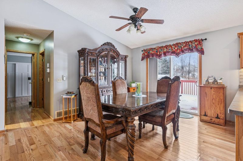 514 Miller Ln, Dundas, MN 55019
