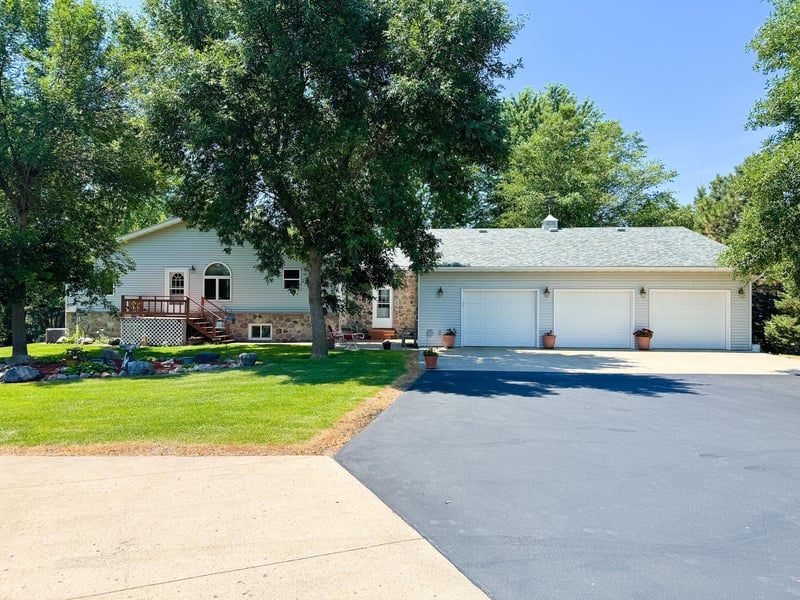 11271 Bankers Dr, Dalton, MN 56324