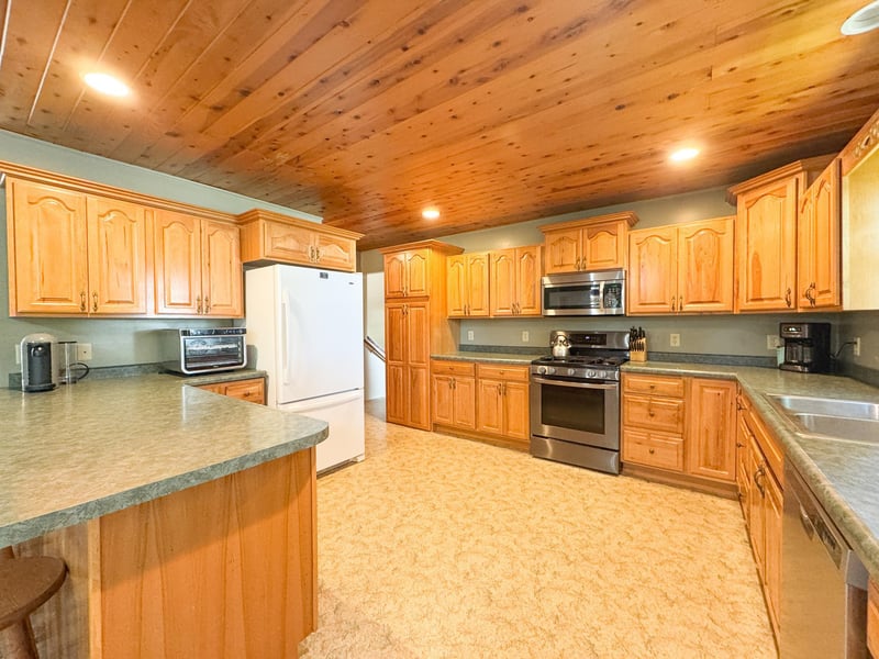 11271 Bankers Dr, Dalton, MN 56324