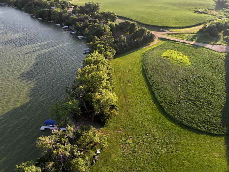 148 Pleasant View Rd, Slayton, MN 56172