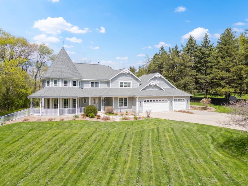 5435 Howard St NW, Rochester, MN 55901