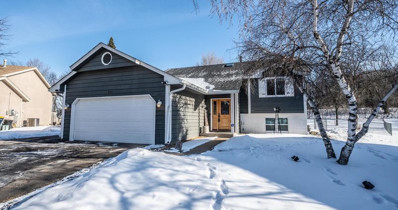 4511 W 131 1/2 St, Savage, MN 55378
