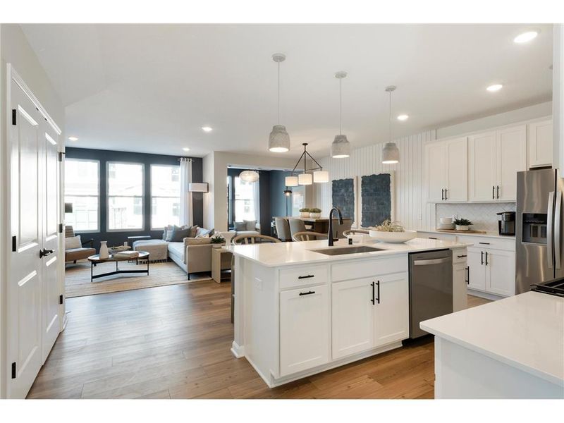 14975 Avondale Vw, Rosemount, MN 55068
