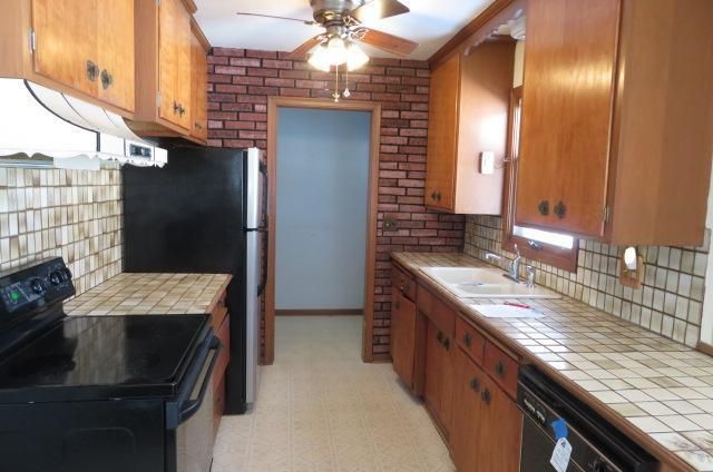 8264 Abbott Ave S, Bloomington, MN 55431