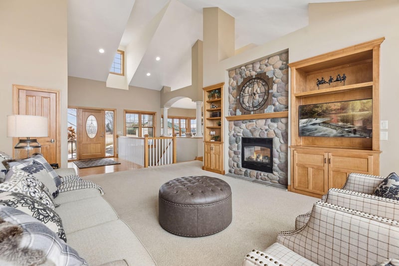 7900 Wind Ridge Trl, Minnetrista, MN 55364
