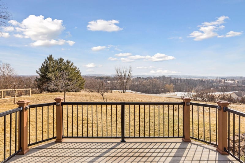 7900 Wind Ridge Trl, Minnetrista, MN 55364