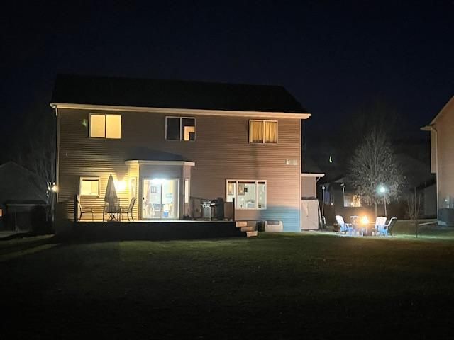 1868 Moccasin Dr, Waconia, MN 55387