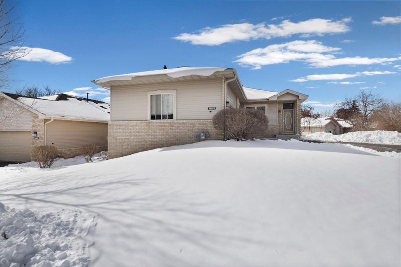 15025 Everleigh Cir, Rosemount, MN 55068