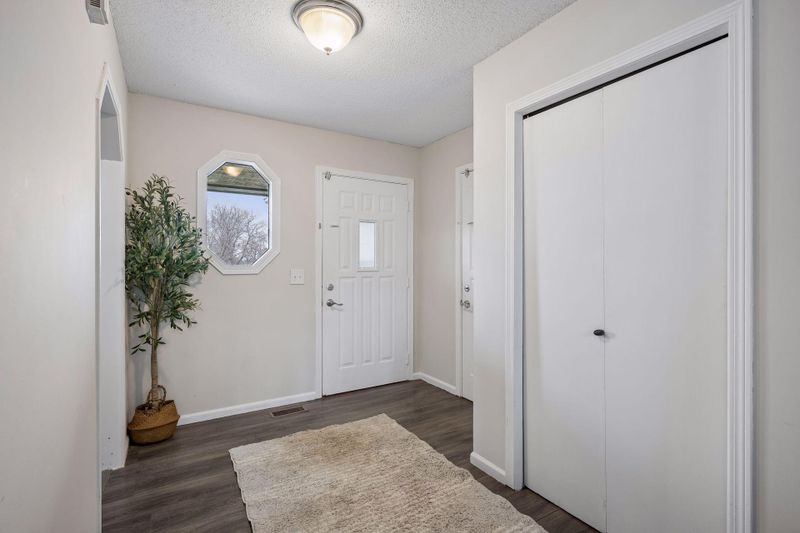 313 Heights Rd NW, Saint Michael, MN 55376