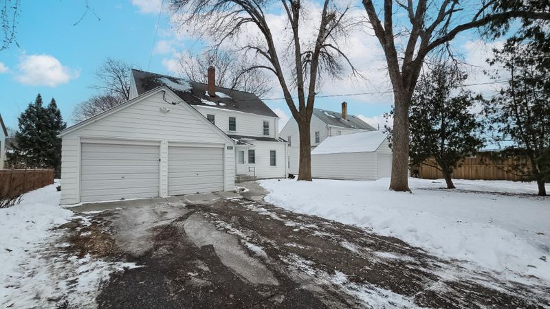 4944 Knox Ave S, Minneapolis, MN 55419