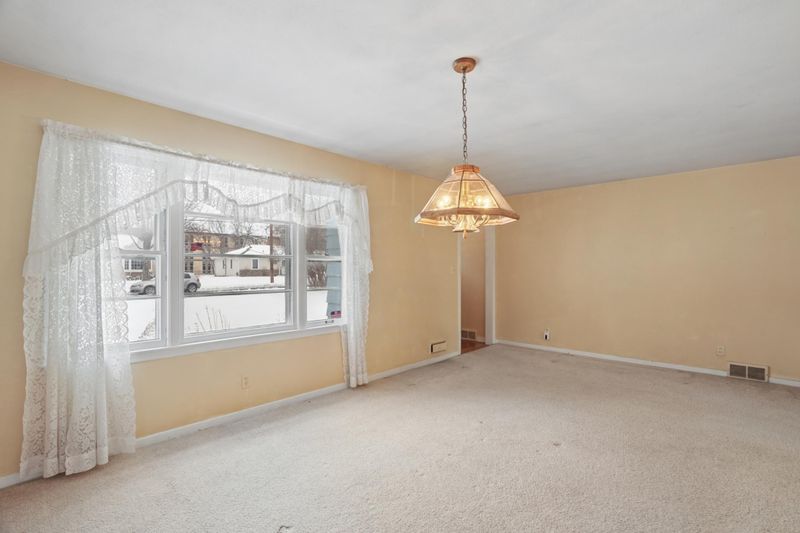 5717 Grandview Blvd, Mound, MN 55364
