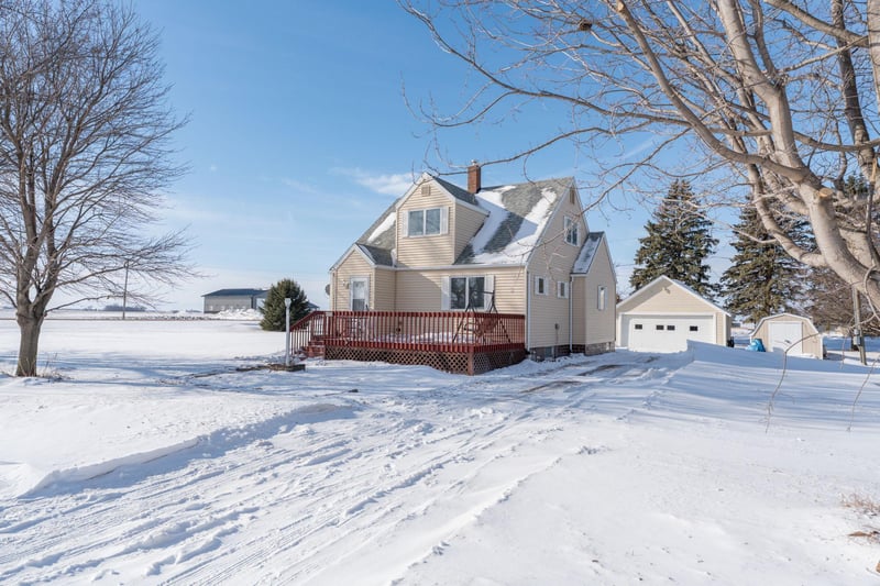321 S Oric St, Lewisville, MN 56060