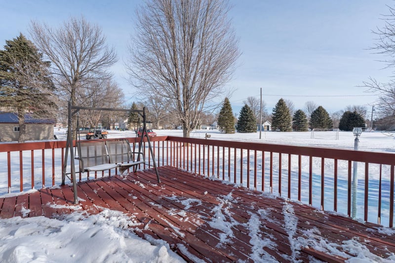 321 S Oric St, Lewisville, MN 56060