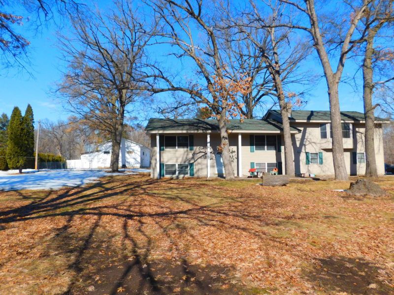 4725 Lexington Ave NE, Andover, MN 55304