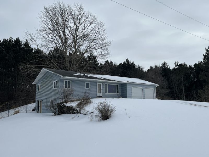 1458 Lenards St, Saint Croix Falls, WI 54024