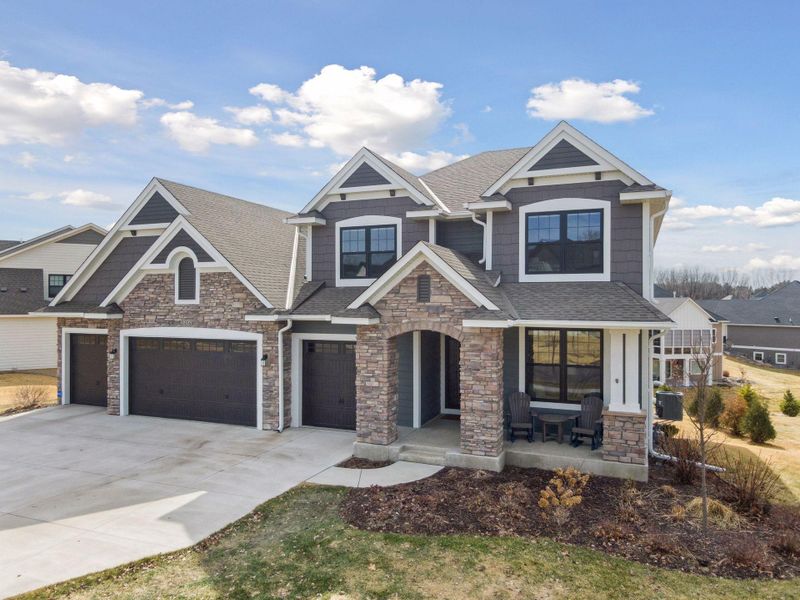 1456 Palmer Dr N, Lake Elmo, MN 55042