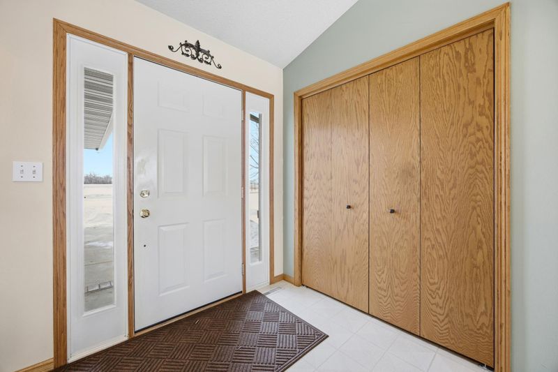1609 40th Ave N, Moorhead, MN 56560