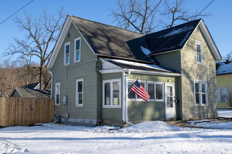 1315 12th St, Red Wing, MN 55066