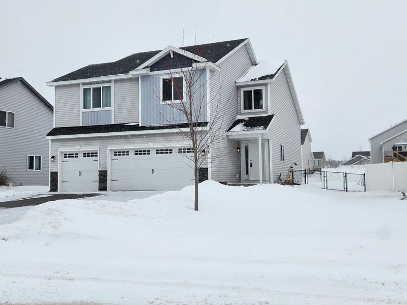 408 Bluebird Dr NW, Isanti, MN 55040