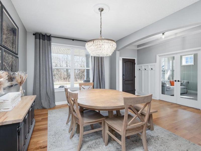 2536 Fieldstone Dr, Victoria, MN 55386