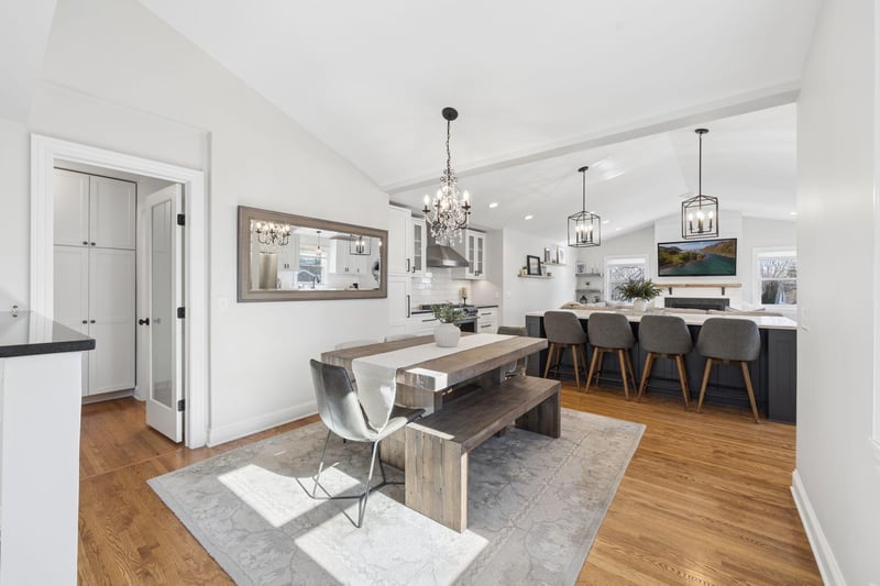 5609 York Ave S, Edina, MN 55410