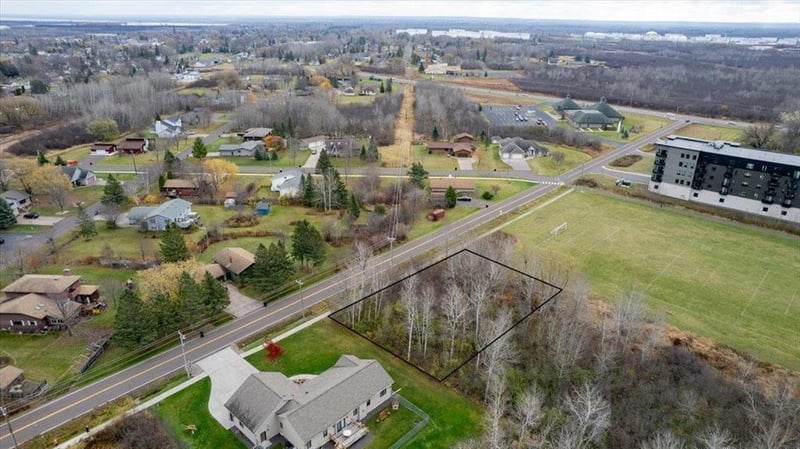 2409 Bardon Ave, Superior, WI 54880