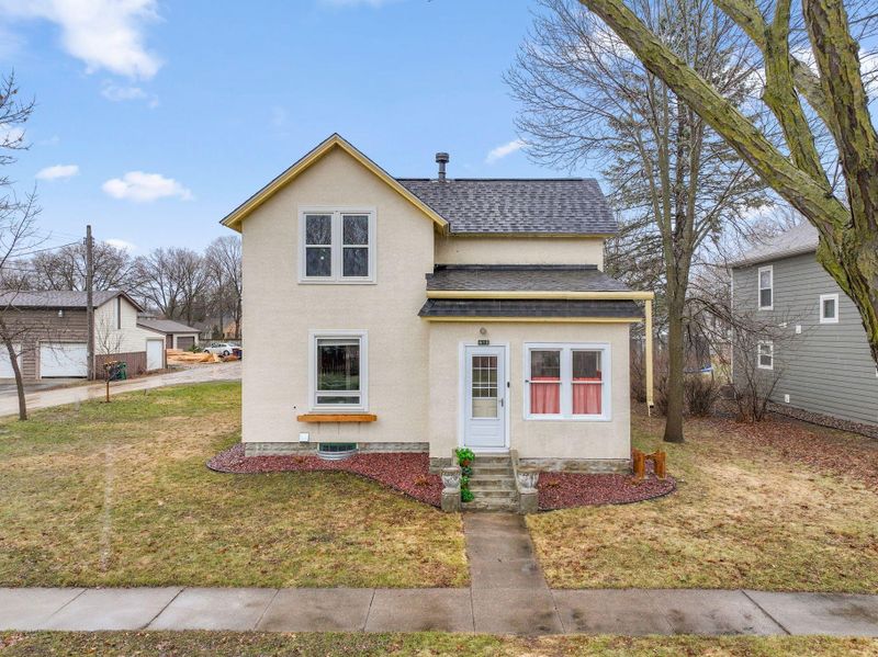 613 3rd St, Farmington, MN 55024