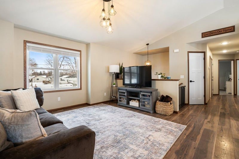 306 Dunn St, Colfax, WI 54730