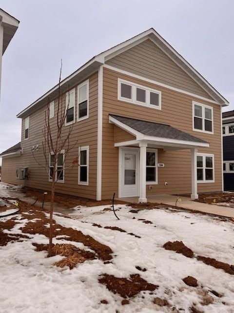 1364 Winthrop St N, Saint Paul, MN 55119