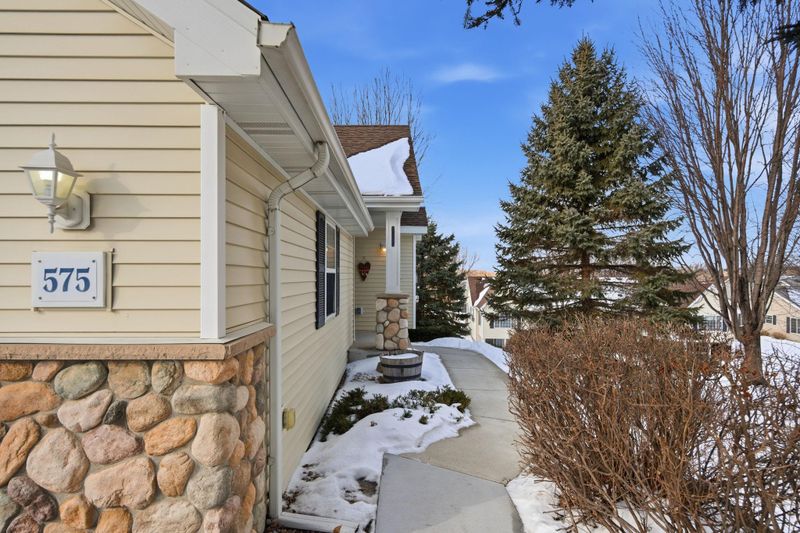 575 Bonita Cir, Delano, MN 55328