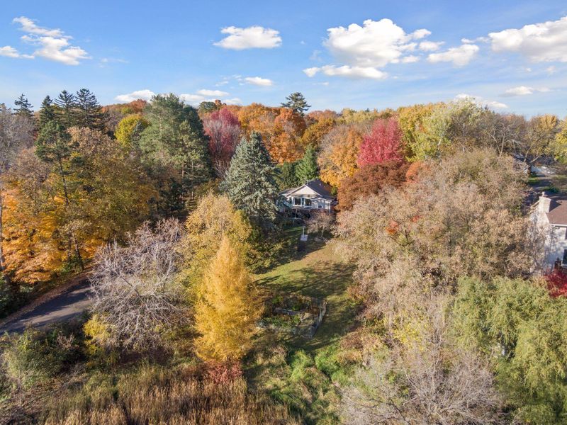 5375 Eureka Rd, Excelsior, MN 55331