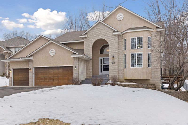 10500 Chestnut Cir N, Champlin, MN 55316