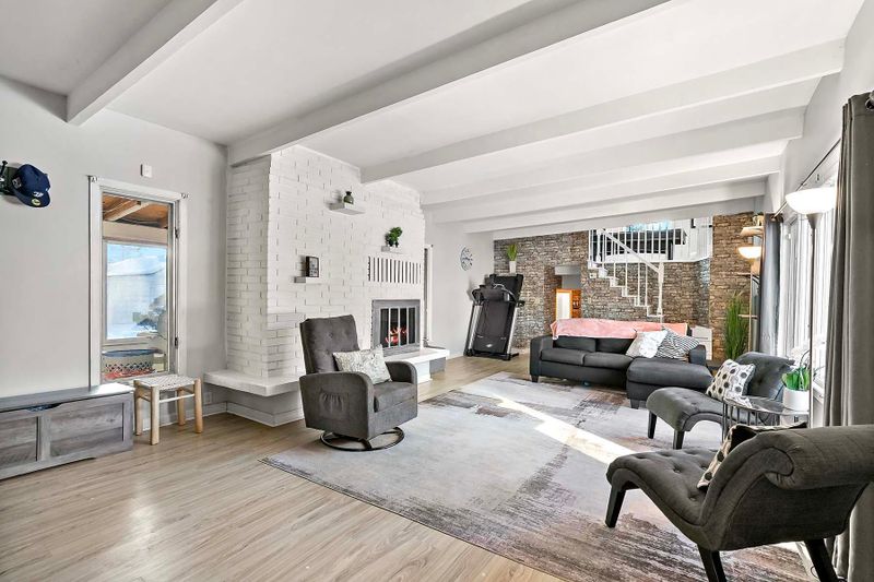 7836 W River Rd, Brooklyn Park, MN 55444