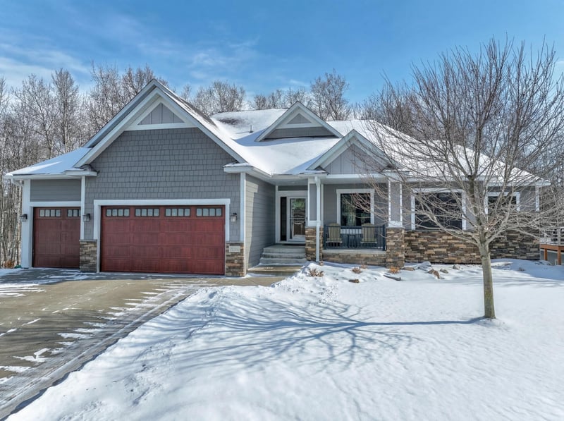 858 Fox Rd, Lino Lakes, MN 55014