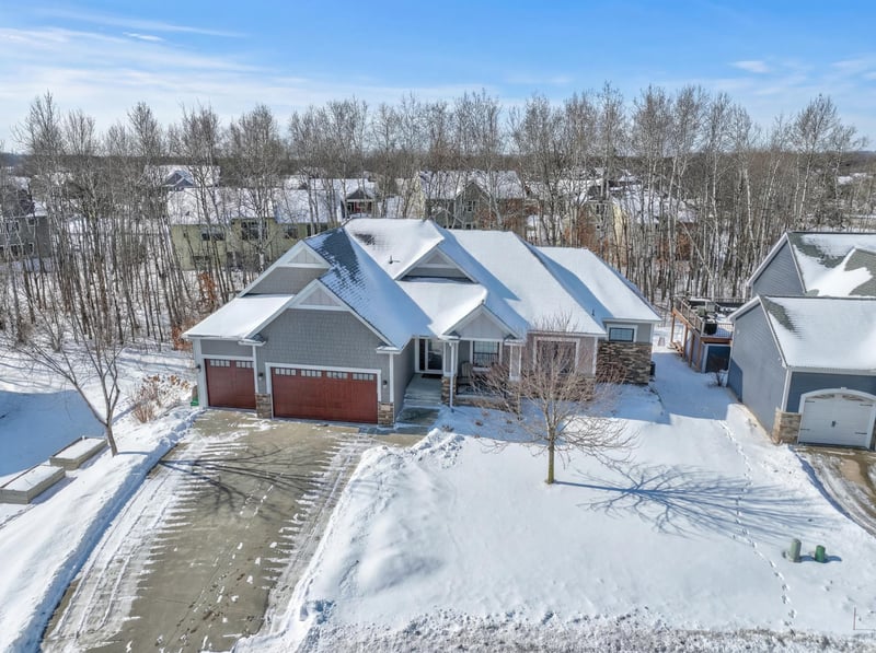 858 Fox Rd, Lino Lakes, MN 55014