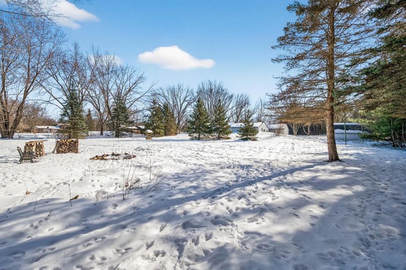 17 Marvy St, Circle Pines, MN 55014