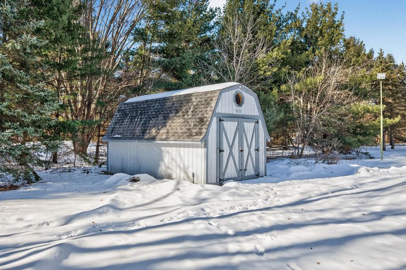 17 Marvy St, Circle Pines, MN 55014